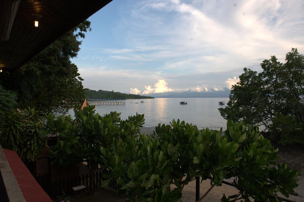 Happy Gecko Dive Resort Bunaken Bagian luar foto