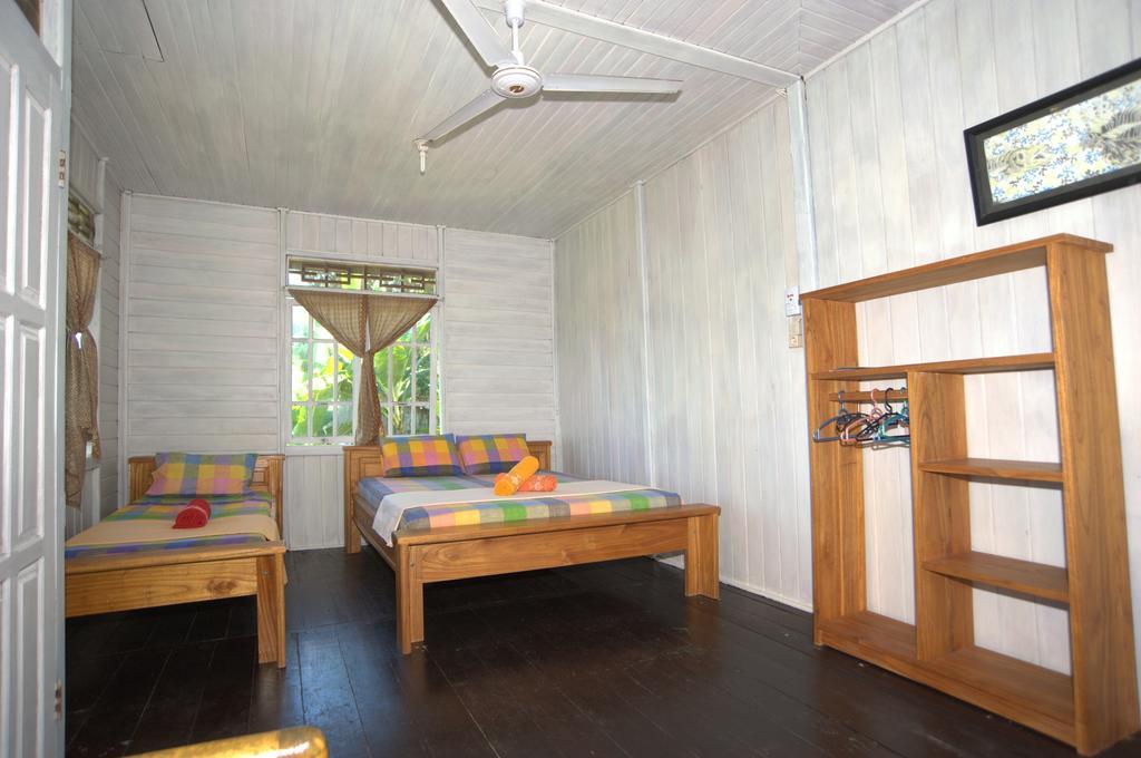 Happy Gecko Dive Resort Bunaken Ruang foto