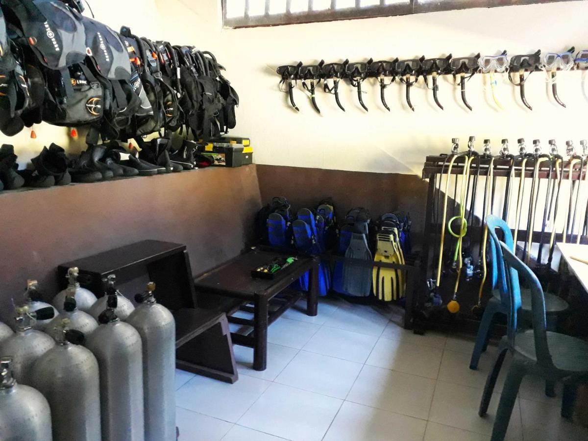 Happy Gecko Dive Resort Bunaken Bagian luar foto